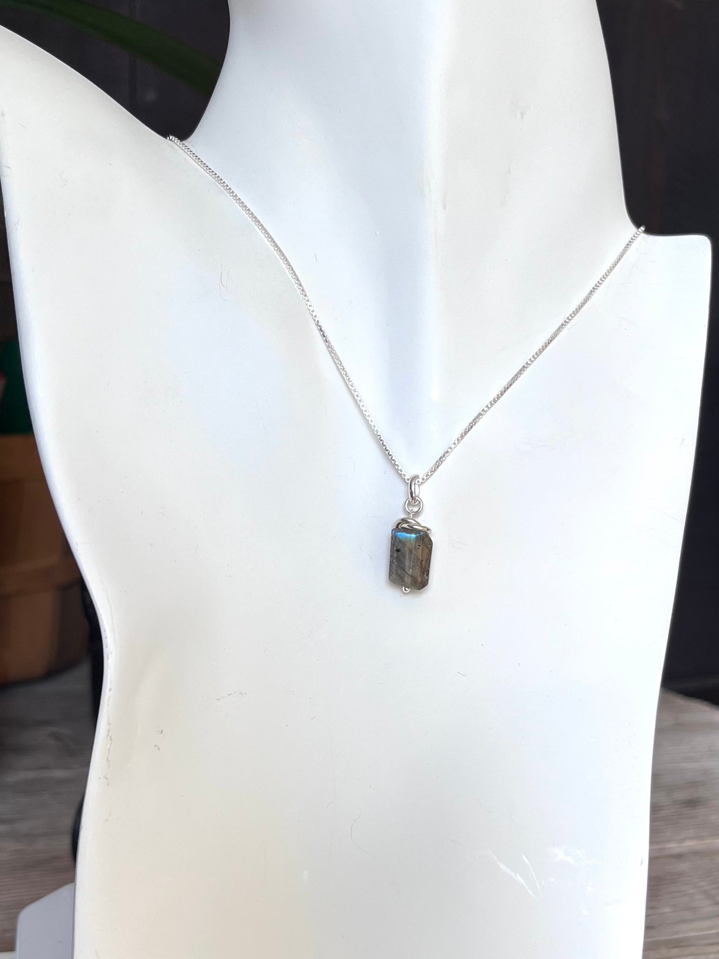Sterling Silver and Labradorite Pendant on 16” Sterling Box Link Chain