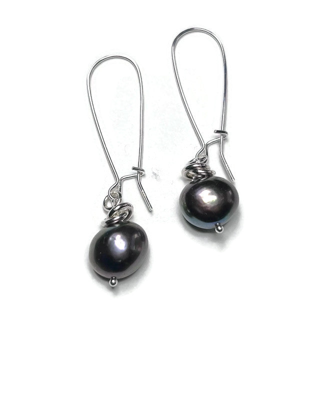 Freshwater Black Pearl Earring - Long