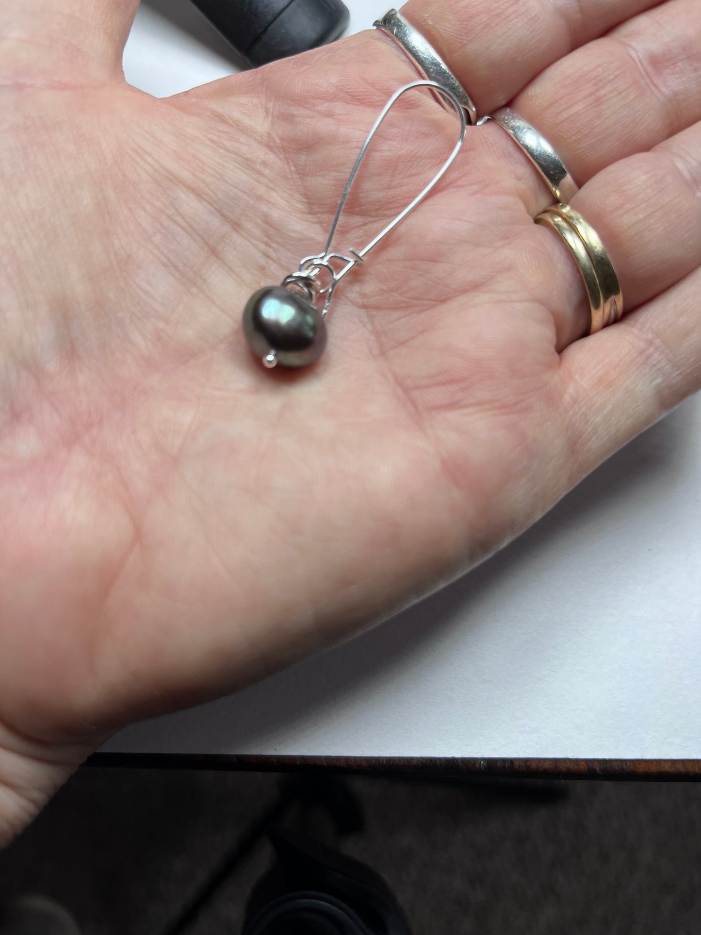 Freshwater Black Pearl Earring - Long