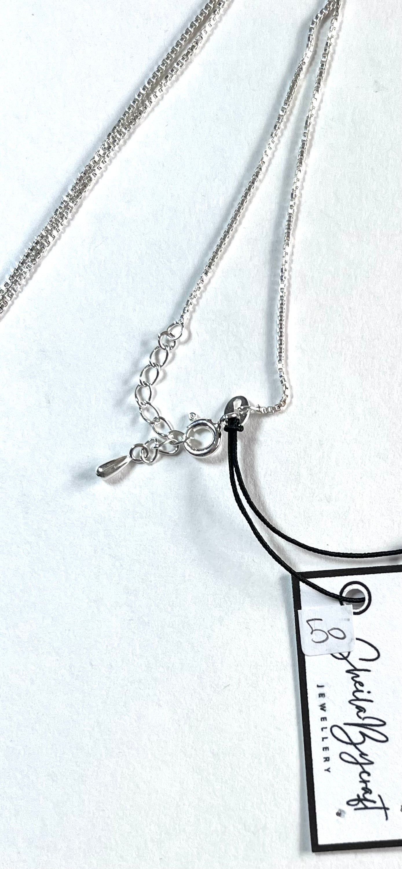 Sterling and Freshwater Pearl Chain Necklace.